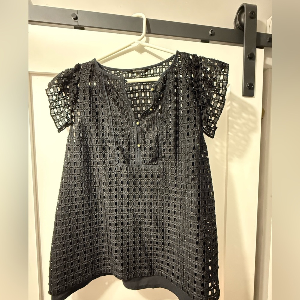 🛍️ Banana Republic Black Crochet Blouse